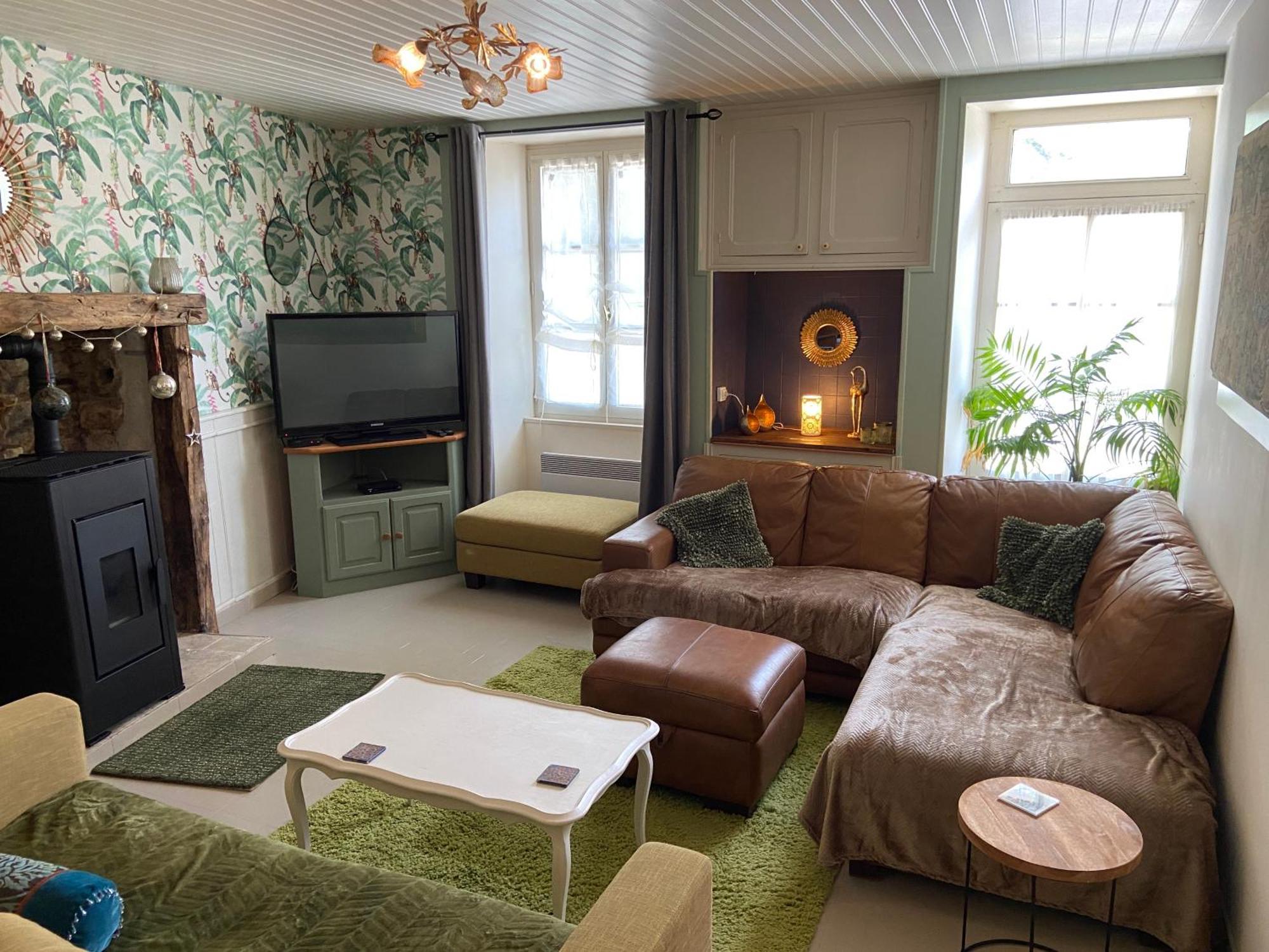 Le Vigeant Maison La Roche Chambre D'Hotes מראה חיצוני תמונה